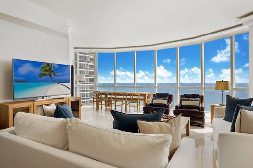 Apartment in Sunny Isles Beach, Miami-Dade