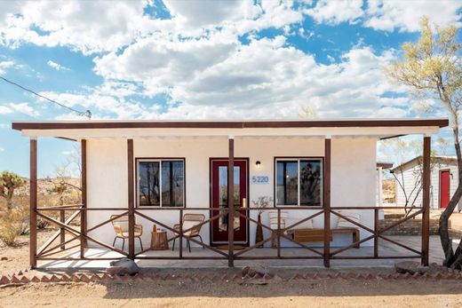 Detached House in Yucca Valley, San Bernardino County