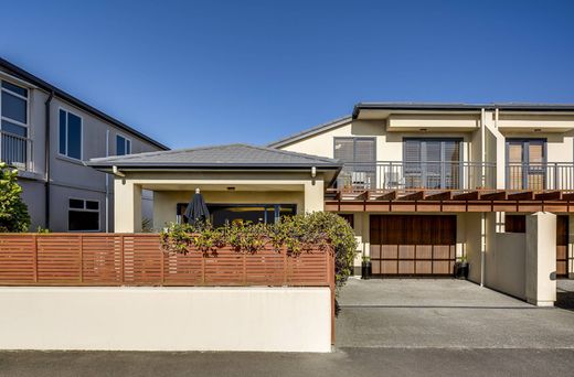 Townhouse in Napier, Napier City