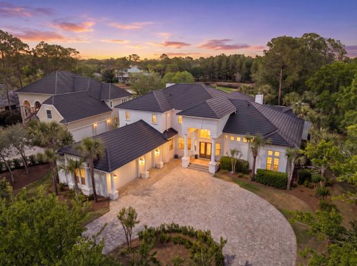 Detached House in Miramar Beach, Walton County