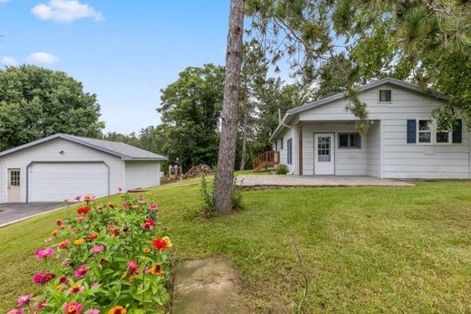 Einfamilienhaus in Saint Mathias, Crow Wing County