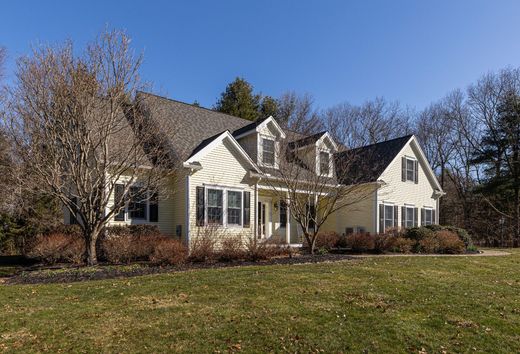 Detached House in Oxford, Worcester County
