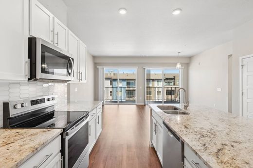 Apartment / Etagenwohnung in Centennial, Arapahoe County