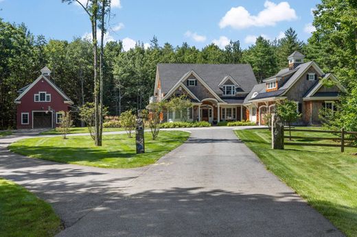 Detached House in Falmouth, Cumberland County