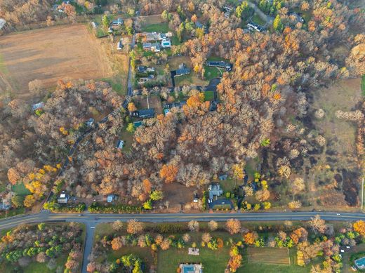 Land in Colts Neck, Monmouth County