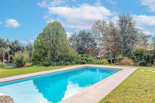 단독 저택 / Dardilly, Rhône