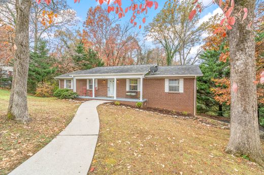 Vrijstaand huis in Maryville, Blount County