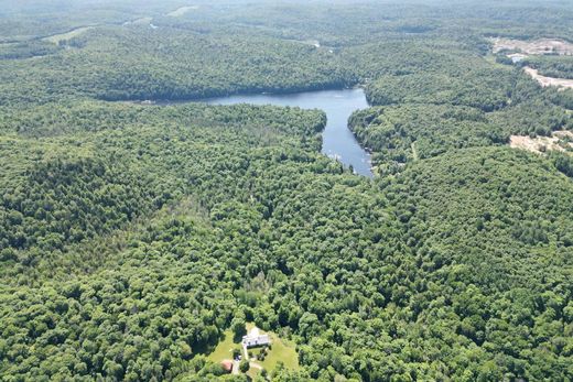 Detached House in Wentworth-Nord, Laurentides