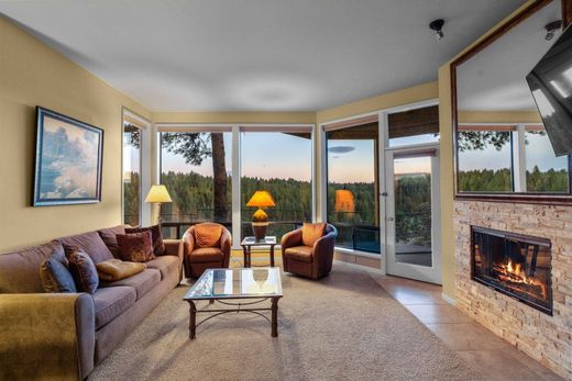 Apartment in Bend, Deschutes County