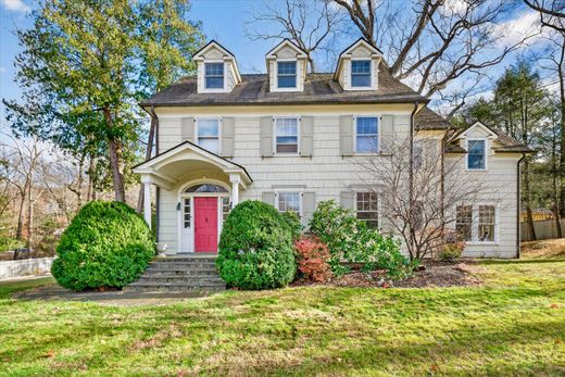 Detached House in Bedford Hills, Westchester County