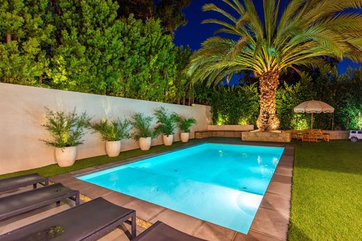 بيت مستقل ﻓﻲ Calabasas, Los Angeles County