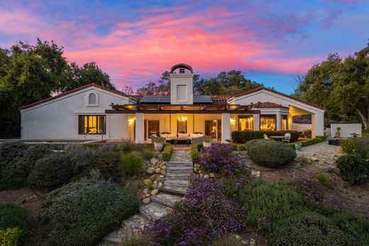 Luxury home in Oak View, Ventura County