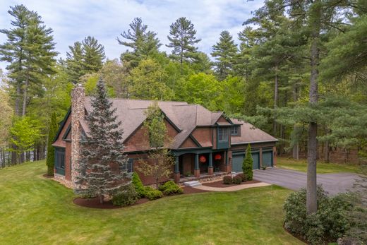 Luxury home in Hopkinton, Merrimack County