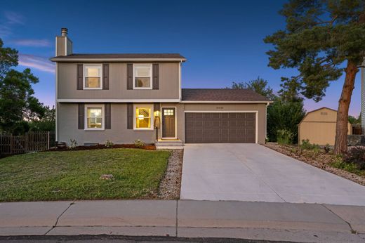 Detached House in Broomfield, Broomfield County