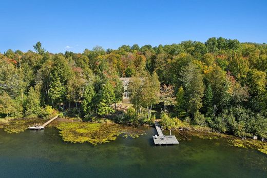 Vrijstaand huis in Lac-Simon, Outaouais
