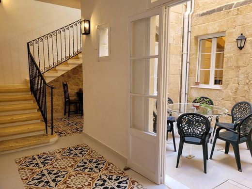 Townhouse in Mdina, L-Imdina