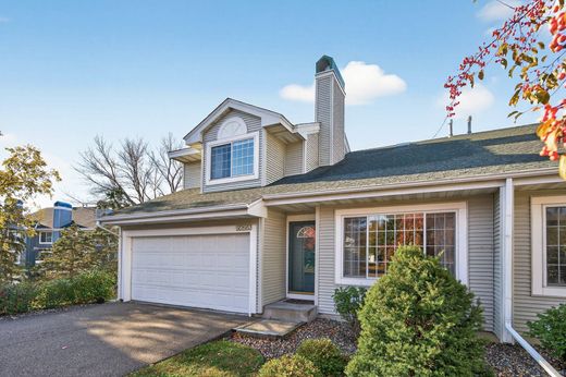 城市独宅  Plymouth, Hennepin County