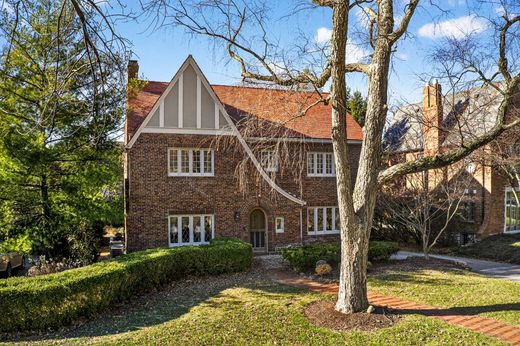 بيت مستقل ﻓﻲ Clayton, Saint Louis County