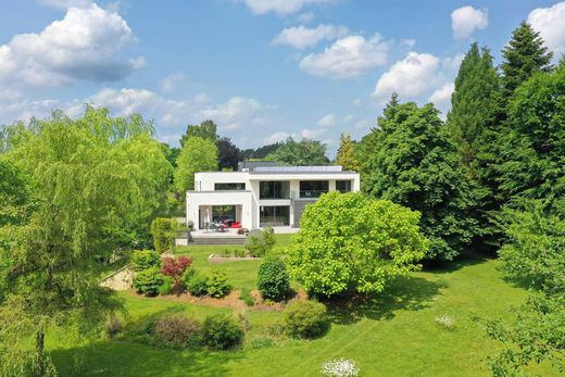 Detached House in Kehlen, Capellen