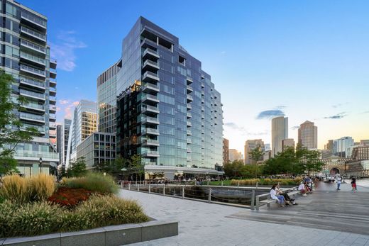 Daire Boston, Suffolk County