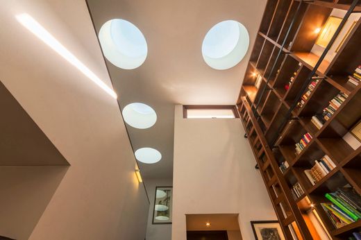 Vitacura, Provincia de Santiago de Chileのアパートメント