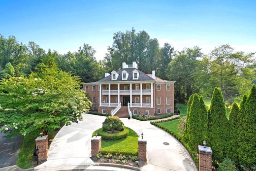 Detached House in McLean Hamlet, Fairfax County