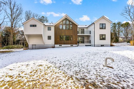 Detached House in New Seabury, Barnstable County