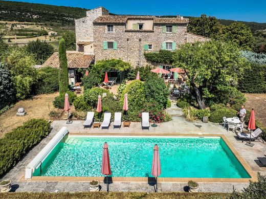 Villa Plurifamiliare a Viens, Vaucluse