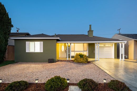 Detached House in San Mateo, San Mateo County