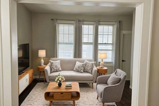 Apartment in West Orange, Essex County