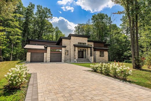 Dom jednorodzinny w Hudson, Montérégie