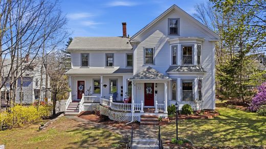 Detached House in Maynard, Middlesex County