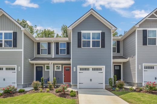 Townhouse in Lebanon, Wilson County