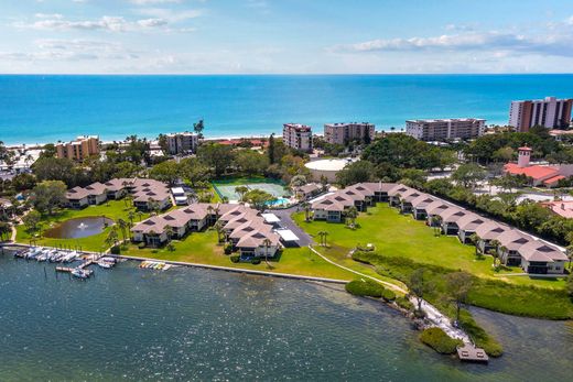 Villa - Longboat Key, Manatee County