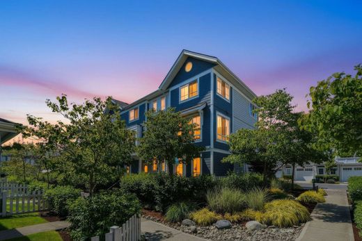 Townhouse in Colwood, Capital Regional District