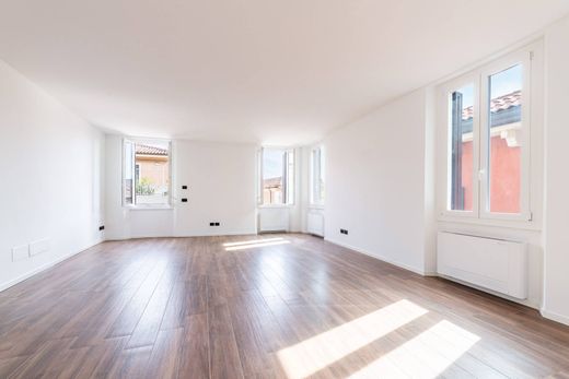 Apartment / Etagenwohnung in Verona, Provincia di Verona