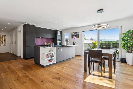 Neyruz, Sarine Districtのアパートメント