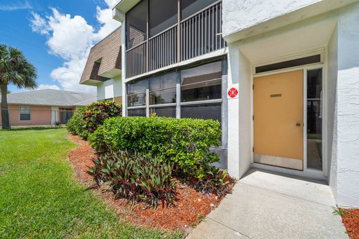 Apartment / Etagenwohnung in Indialantic, Brevard County