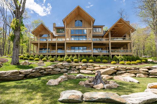 Detached House in Linville, Avery County