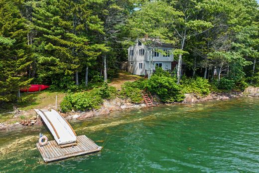 Detached House in Harpswell Center, Cumberland County