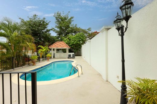 Stadswoning in Kingston