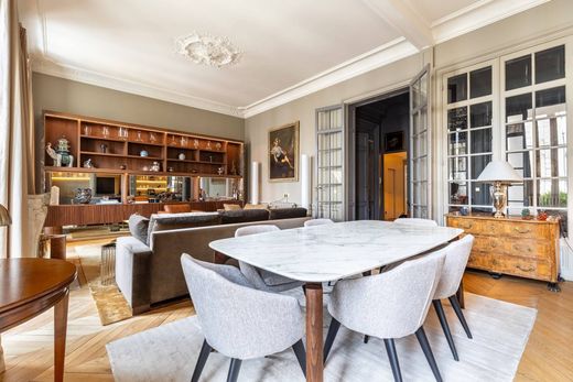 Apartment in Bordeaux, Gironde
