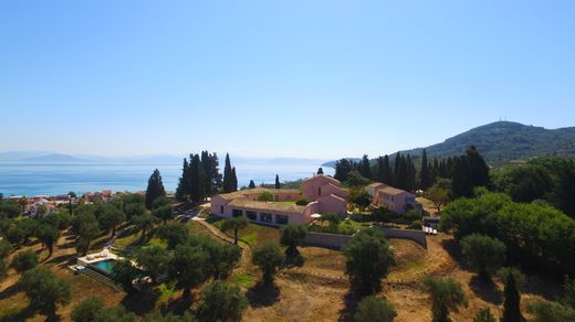 Vrijstaand huis in Corfu, Nomós Kerkýras