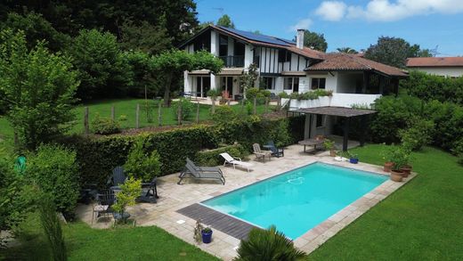 Casa Independente - Ascain, Pirineus Atlânticos