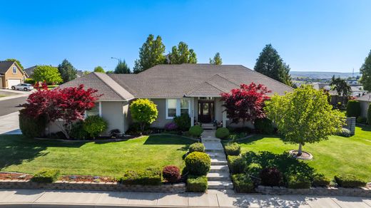 Detached House in Kennewick, Benton County