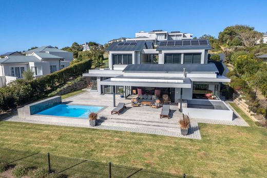 Vrijstaand huis in Plettenberg Bay, Eden District Municipality