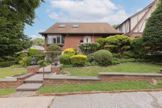 Detached House in Fleetwood, Westchester County