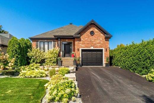 Terrebonne, Lanaudièreの一戸建て住宅