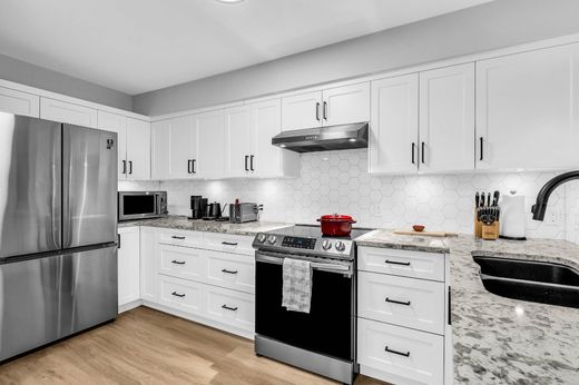 Apartamento - Surrey, Metro Vancouver Regional District