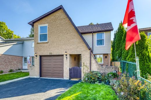 Detached House in Brampton, Ontario